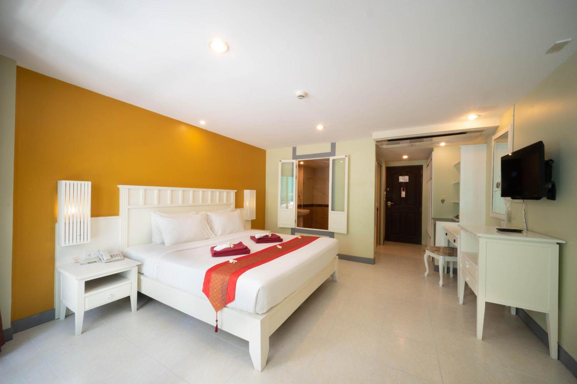 La Vintage Resort Patong Exterior foto